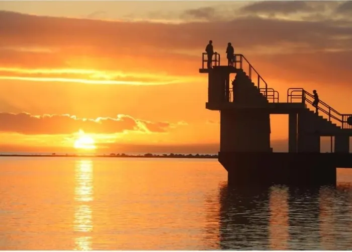 Large Cosy With Garden, Excellent Location! Galway